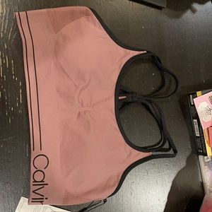 Calvin Klein sports bra size XL purple and black